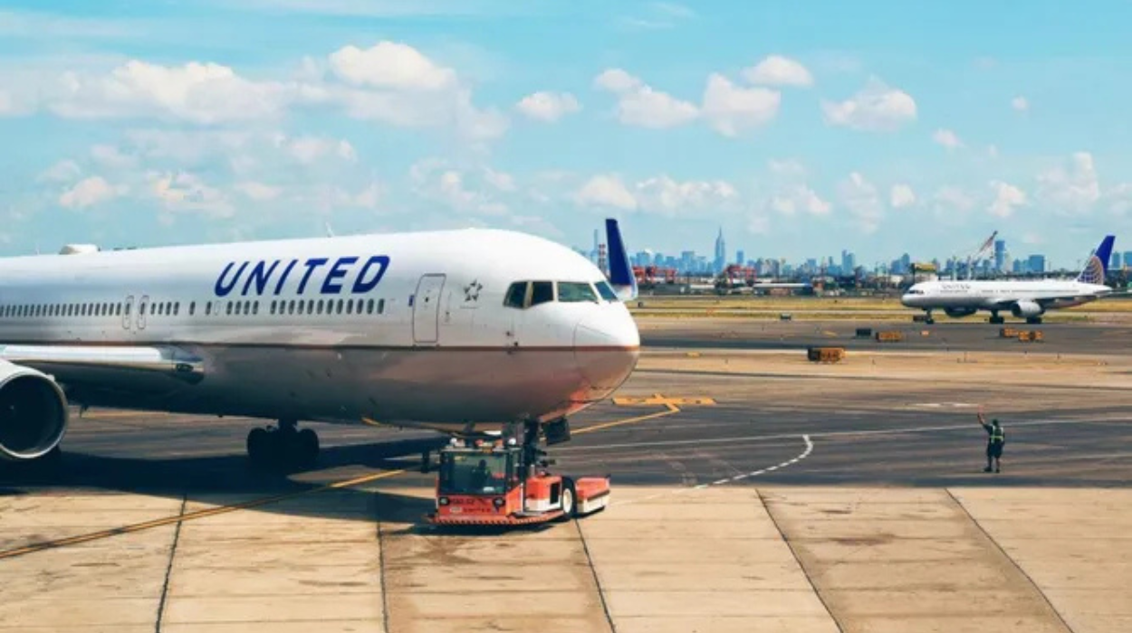 United Airlines Doubles Flights to Portugal as Demand Grows - Evening Star